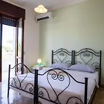 דירה Sole מרינה די מנקוורסה